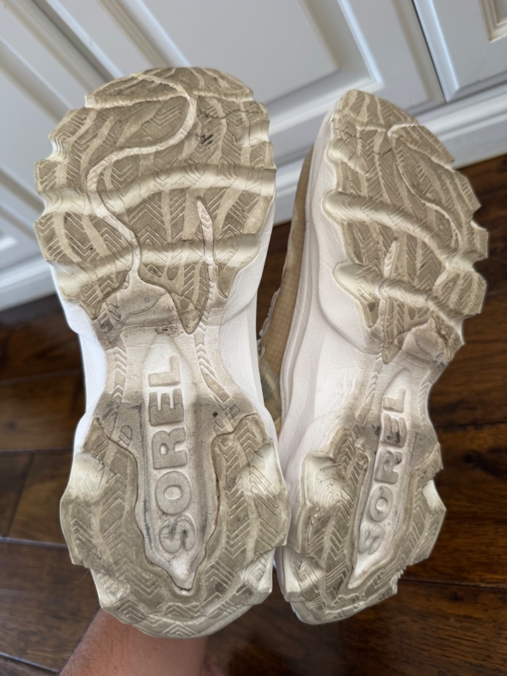 Sorel Women's Beige White Sneakers Size 8 - Picture 6 of 8